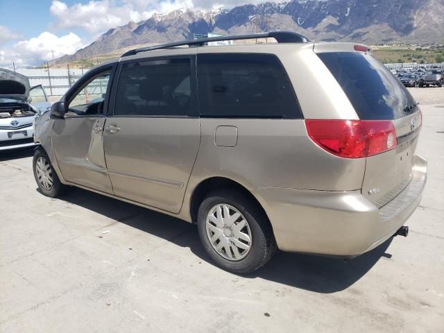 2009 Toyota Sienna CE