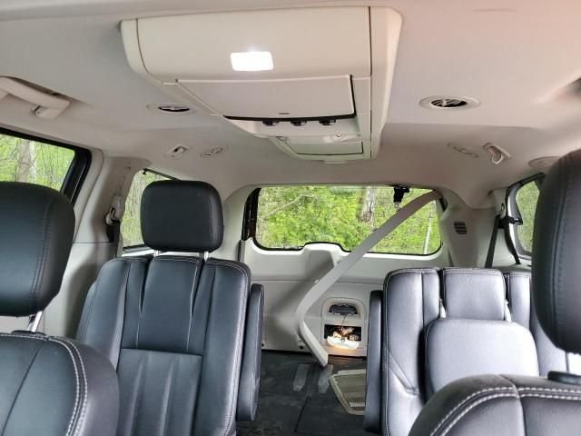 2012 Dodge Grand Caravan Crew