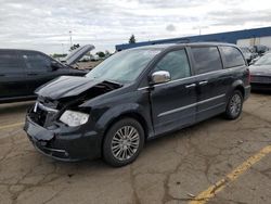 Salvage cars for sale from Copart Woodhaven, MI: 2014 Chrysler Town & Country Touring L