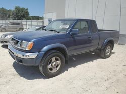 Salvage trucks for sale at Apopka, FL auction: 2000 Nissan Frontier King Cab XE