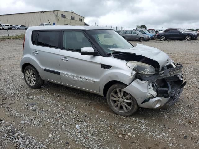 2013 KIA Soul +