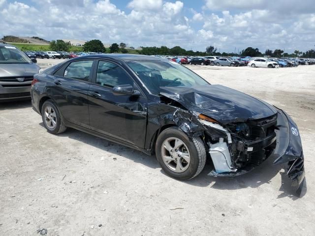 2021 Hyundai Elantra SE