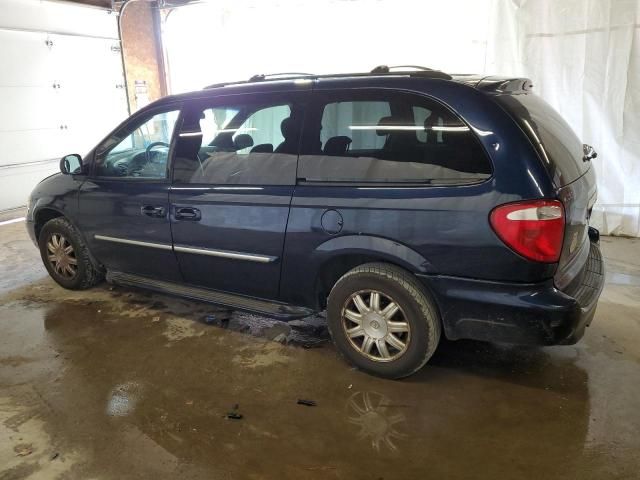 2006 Chrysler Town & Country Touring