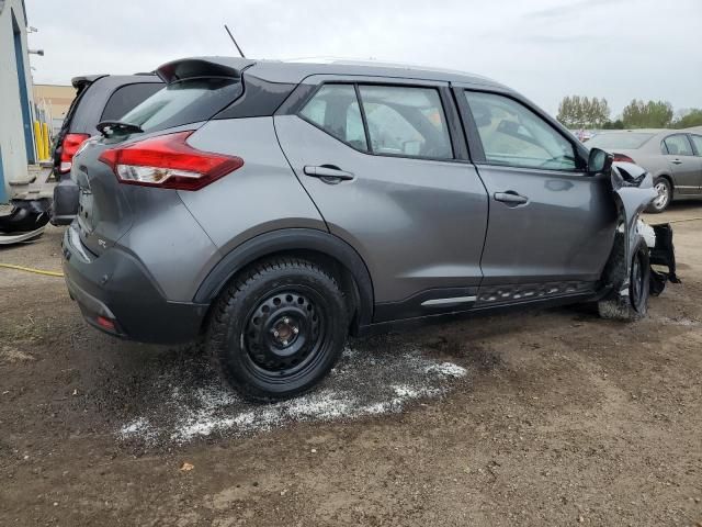 2020 Nissan Kicks SR