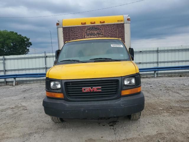 2004 GMC Savana Cutaway G3500