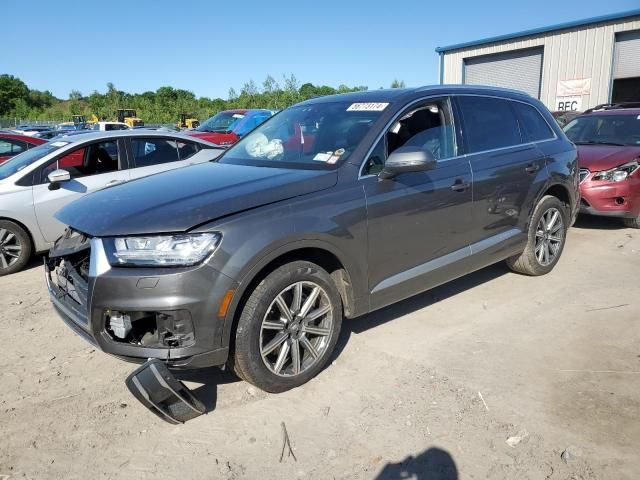 2019 Audi Q7 Premium Plus