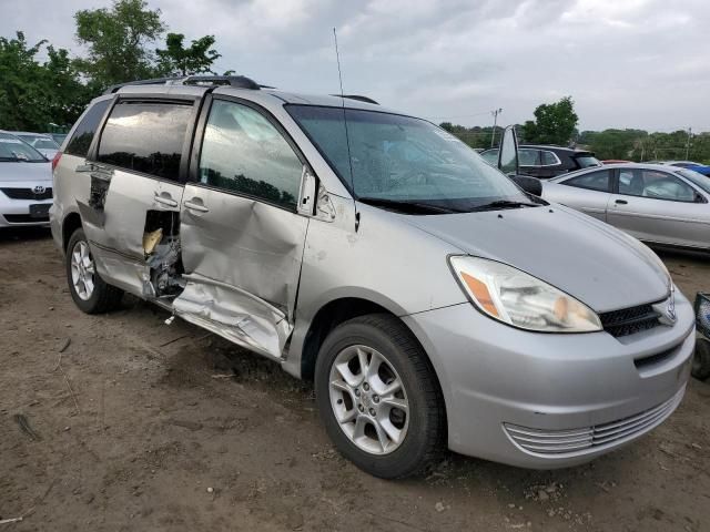 2005 Toyota Sienna LE