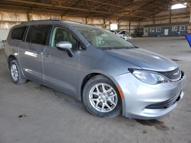 2020 Chrysler Voyager LXI