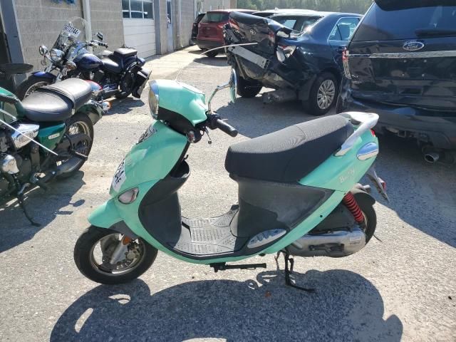 2012 Genuine Scooter Co. Buddy 50