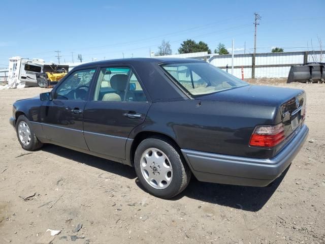 1994 Mercedes-Benz E 320