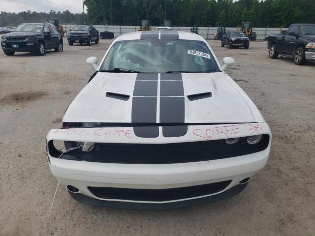 2017 Dodge Challenger SXT