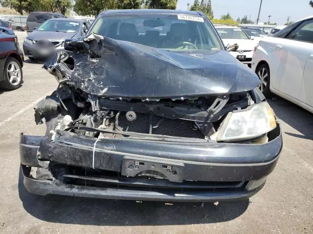 2003 Toyota Avalon XL