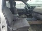 2000 Nissan Frontier Crew Cab XE