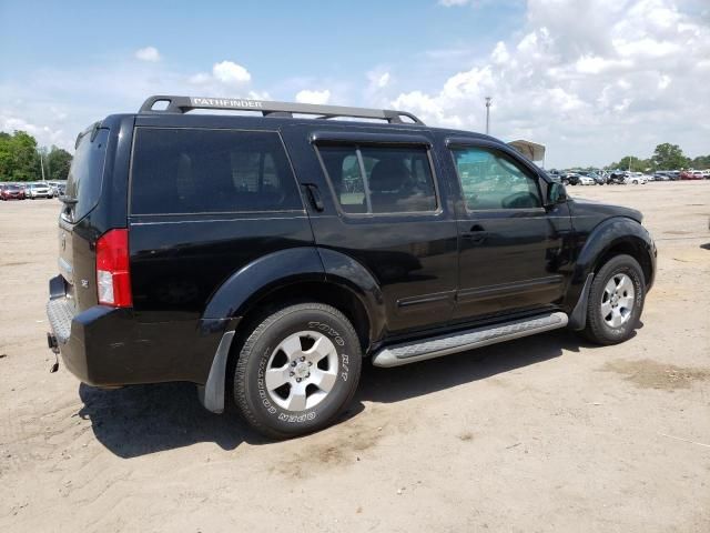 2007 Nissan Pathfinder LE