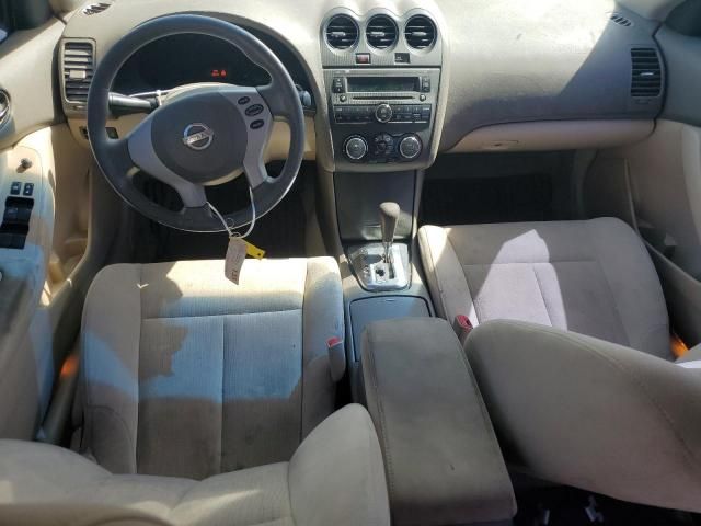 2010 Nissan Altima Base