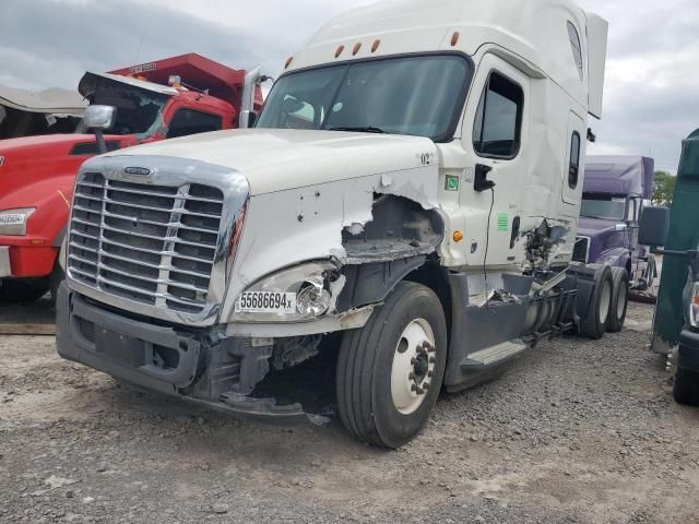 2016 Freightliner Cascadia 125