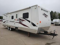 Camiones salvage sin ofertas aún a la venta en subasta: 2010 Brookside Trailer