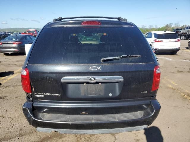 2005 Chrysler Town & Country LX