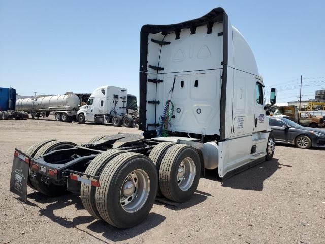 2024 Freightliner Cascadia 126