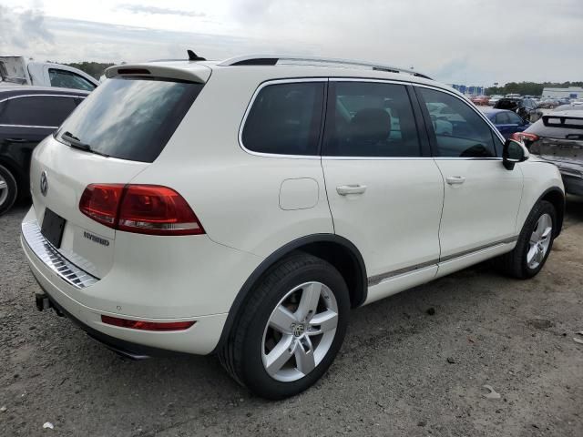 2011 Volkswagen Touareg Hybrid