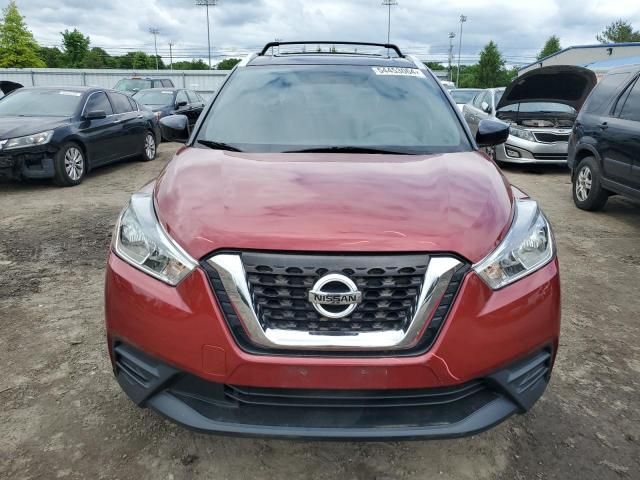 2019 Nissan Kicks S