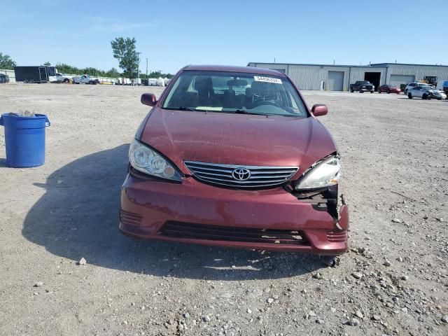 2005 Toyota Camry LE