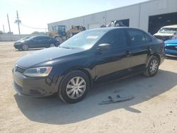 Salvage cars for sale at Jacksonville, FL auction: 2013 Volkswagen Jetta Base