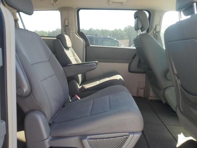 2010 Chrysler Town & Country Touring