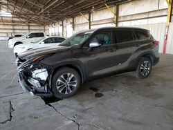 Salvage cars for sale from Copart Phoenix, AZ: 2022 Toyota Highlander XLE