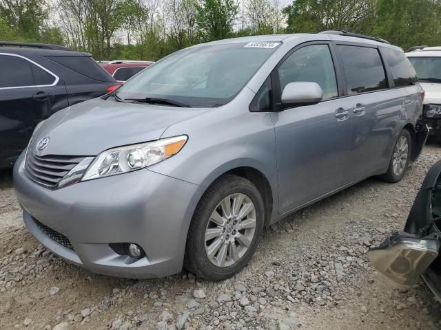 2015 Toyota Sienna XLE