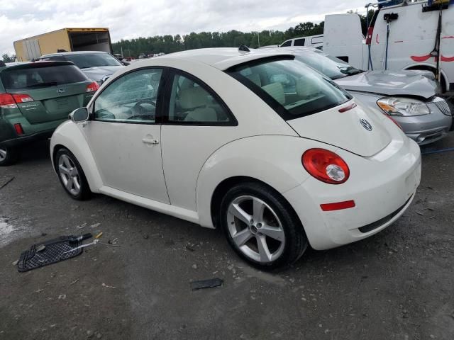 2008 Volkswagen New Beetle Triple White