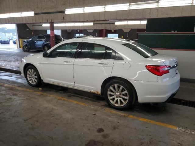 2013 Chrysler 200 Touring