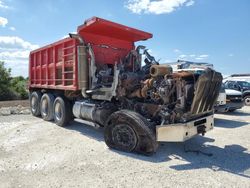 Salvage trucks for sale at Arcadia, FL auction: 2006 Kenworth Construction T800