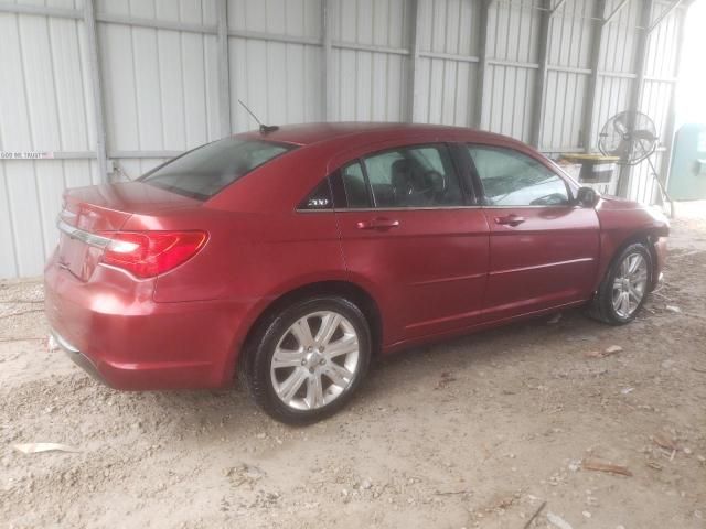 2013 Chrysler 200 Touring