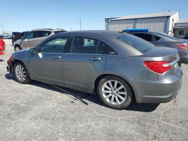 2013 Chrysler 200 Touring