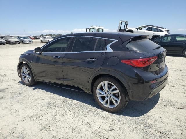 2017 Infiniti QX30 Base