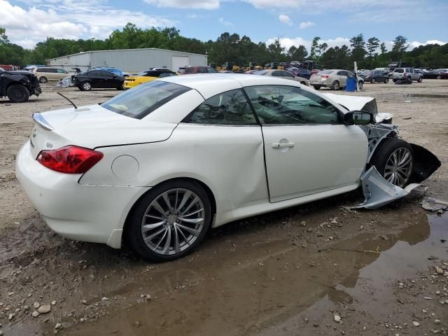 2015 Infiniti Q60 Base