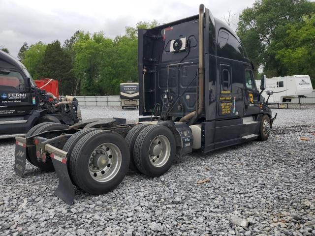 2016 Freightliner Cascadia 125