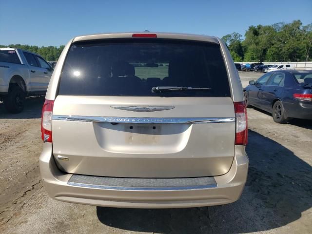 2016 Chrysler Town & Country Touring