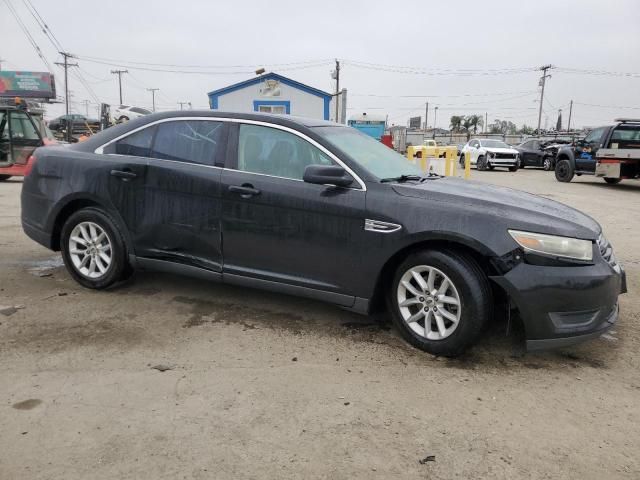 2014 Ford Taurus SE