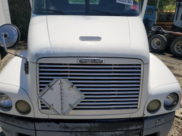 2002 Freightliner Conventional ST112