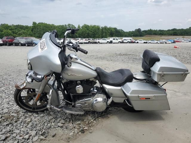 2010 Harley-Davidson Flhx