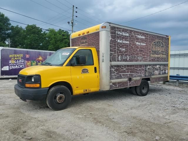 2004 GMC Savana Cutaway G3500