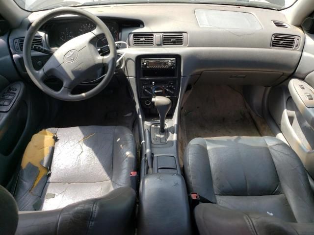 1999 Toyota Camry LE