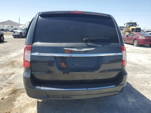 2012 Chrysler Town & Country Touring