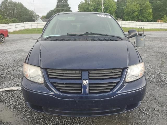 2005 Dodge Grand Caravan SE