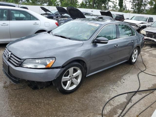 2013 Volkswagen Passat SE