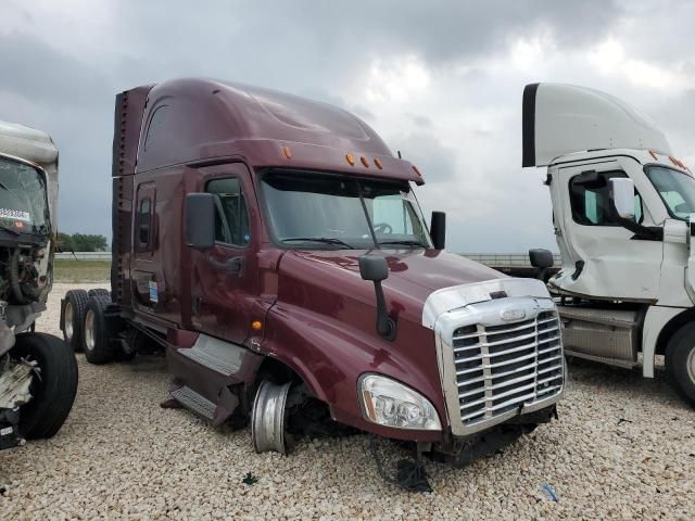 2015 Freightliner Cascadia 125