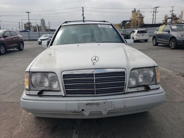 1988 Mercedes-Benz 300 TE