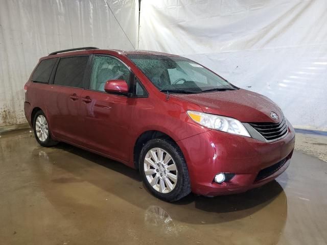 2014 Toyota Sienna LE